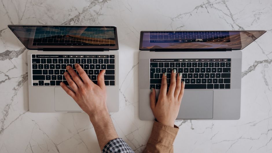 Panduan Memilih Laptop untuk Kerja Produktif: Tips dan Spesifikasi Penting