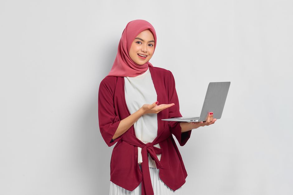 12 Cara Cari Cuan Online 2026: Gak Perlu Ngantor, Modal Skill Doang