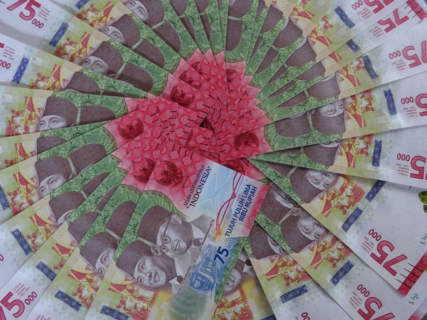 BI Rate Naik Lagi! Dompet Makin Tipis, Cicilan Makin Berat? Ini yang Harus Kamu Tahu