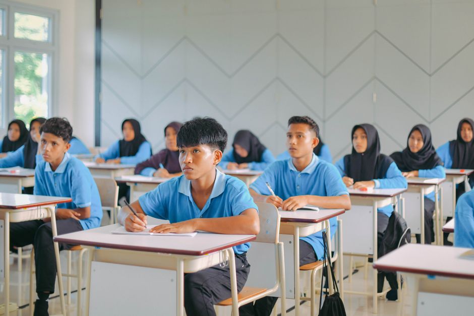 Bukan Cuma Mimpi, Ini 5 Langkah Sekolah Indonesia Terapkan AI untuk Administrasi 2026